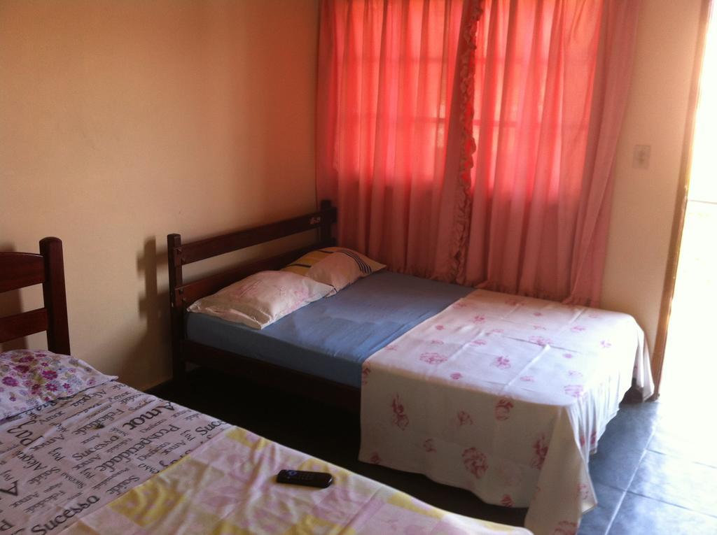 Hotel Veleiro Peruibe Bilik gambar