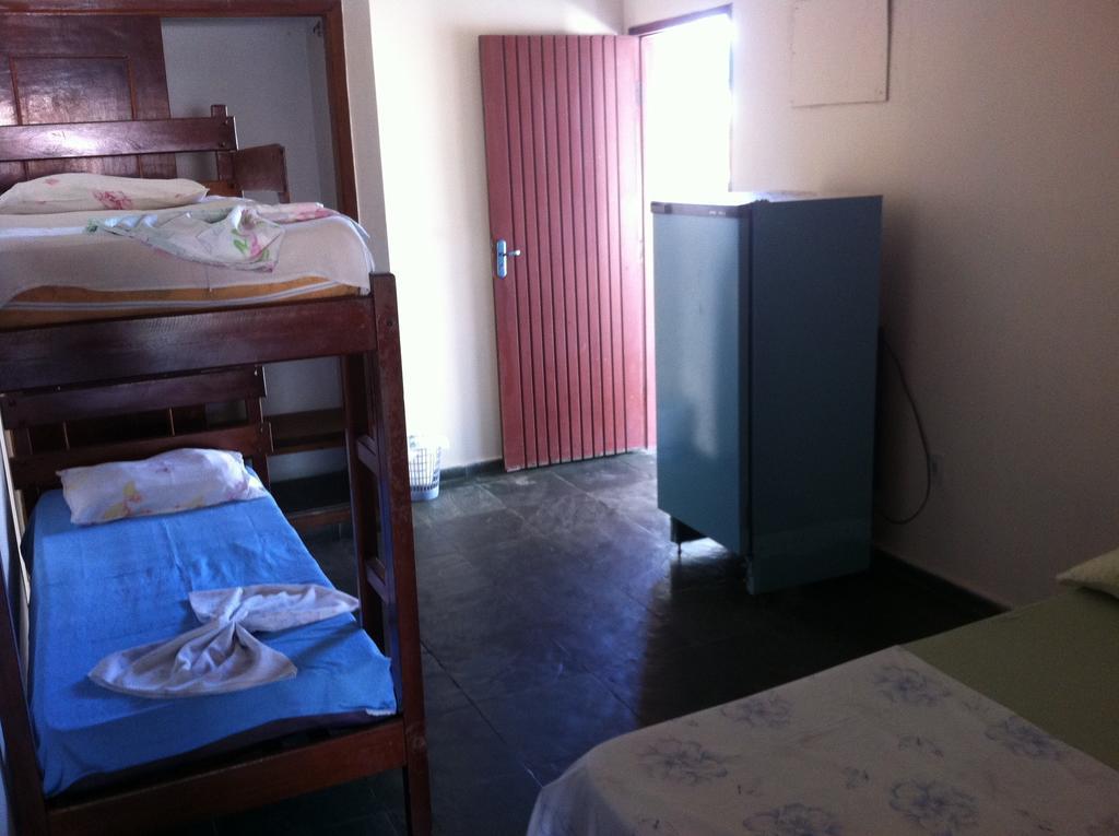 Hotel Veleiro Peruibe Bilik gambar